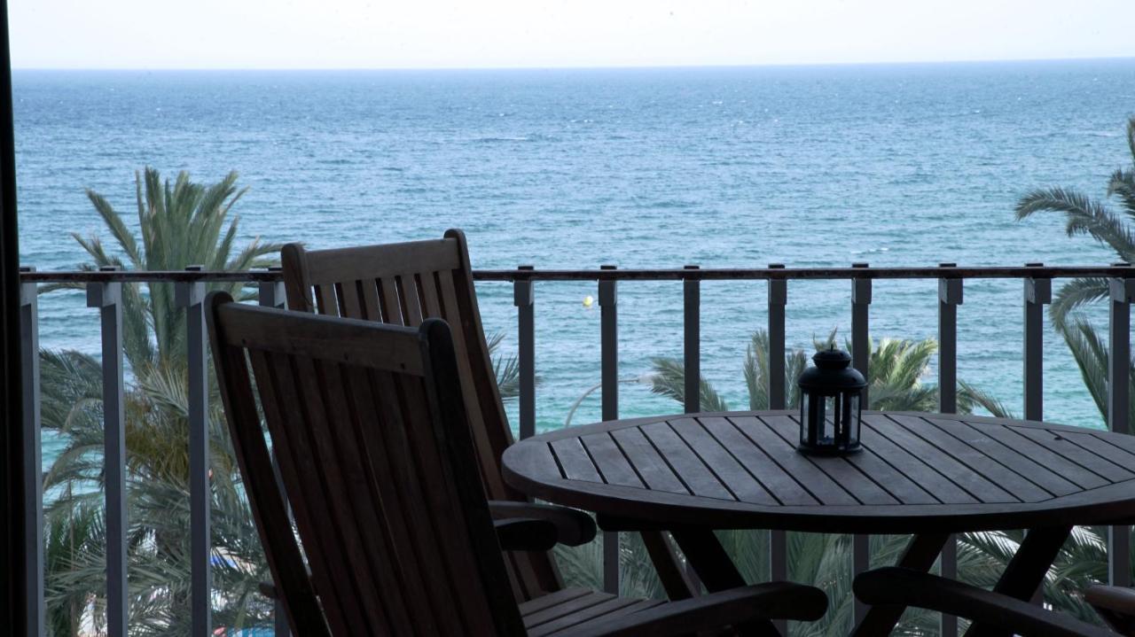 Apartamento Con Vistas Al Mar. Primera Linea De Playa. Aguadulce  Kültér fotó